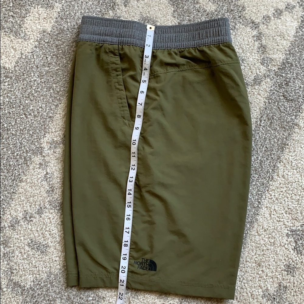 Men’s North Face Quick Dry Shorts
